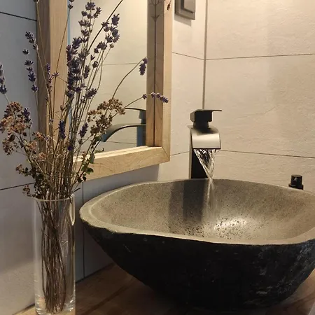 Ponad Mglami Chalé Laskowa (Limanowa)